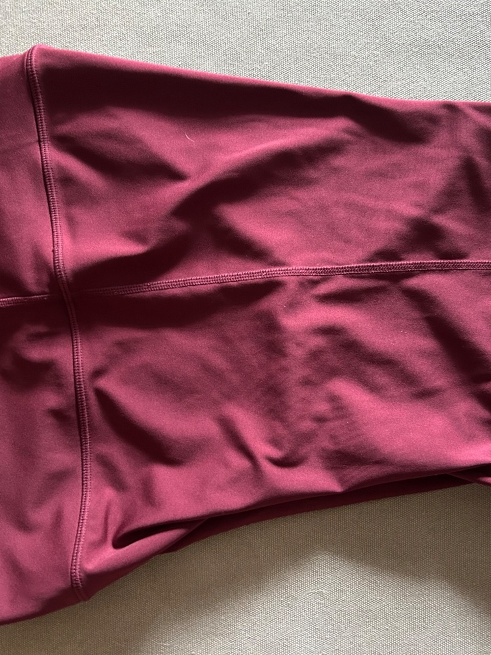 Fabletics Women’s Compression Athletic Shorts - Large - Picture 3 of 5